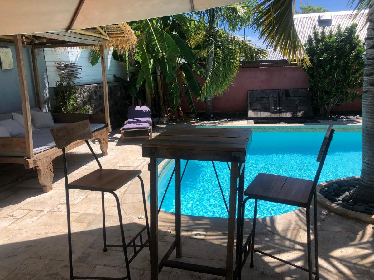 Studio Independant Dans Propriete Avec Piscine Et Wifi Apartment Saint-Gilles Les Bains Exterior photo